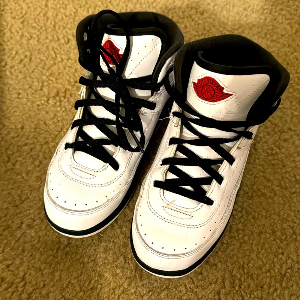 JORDAN 2 Retro (PS) size 2, good condition, White